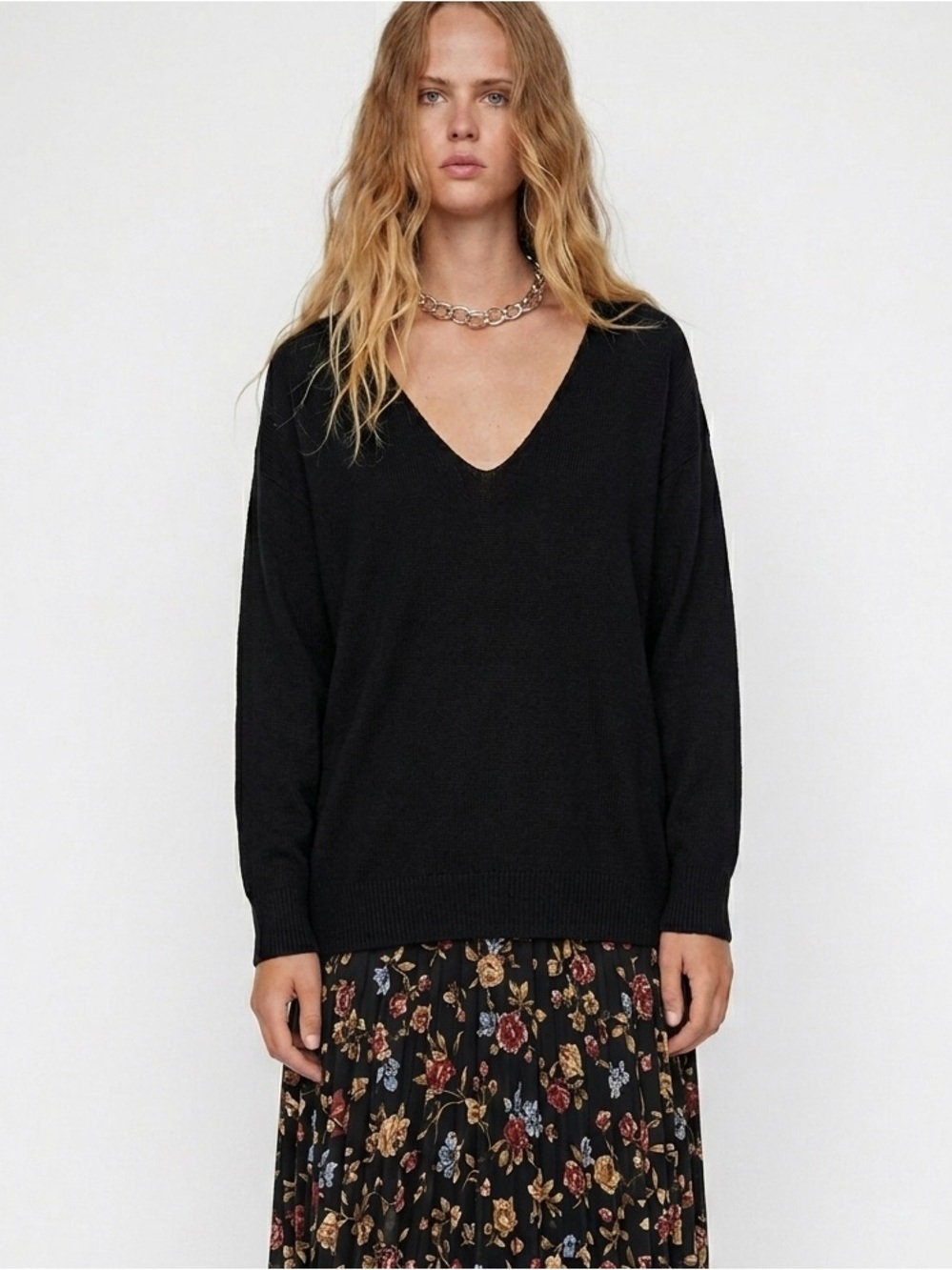 Lord & Taylor black merino wool V-neck relaxed fit sweater - Large NWT